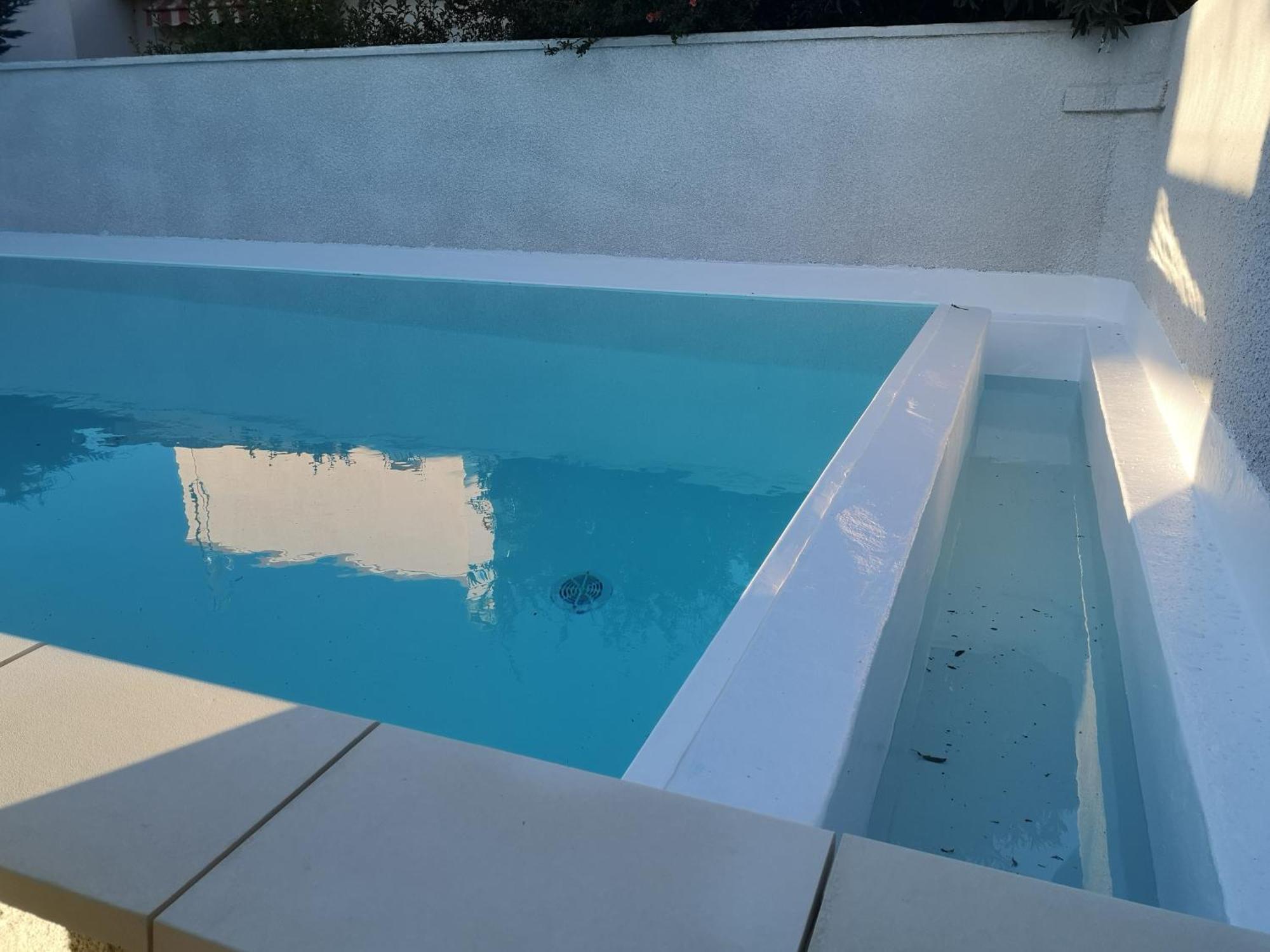 Appartement Dans Villa Avec Piscine Et Jardin Marguerittes Exterior foto